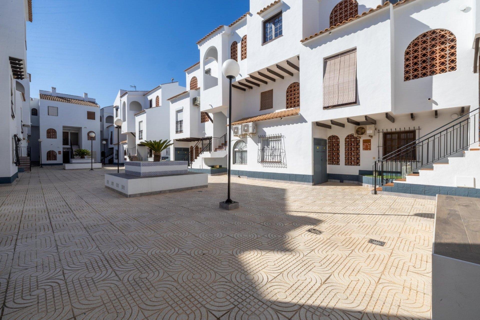 Apartament w Torrevieja, Alicante, Hiszpania 1 sypialnia, 51 mkw. nr 184366
