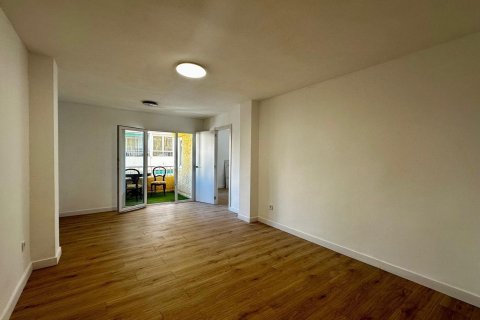 Apartment in Torrevieja, Alicante, Spain 3 bedrooms, 117 sq.m. No. 184369