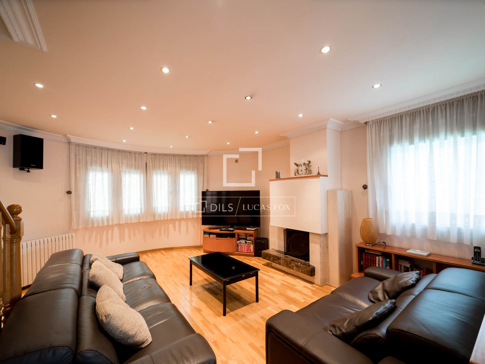 Villa à Viladecans, Barcelona, Espagne 4 chambres, 348 m2 No. 192749