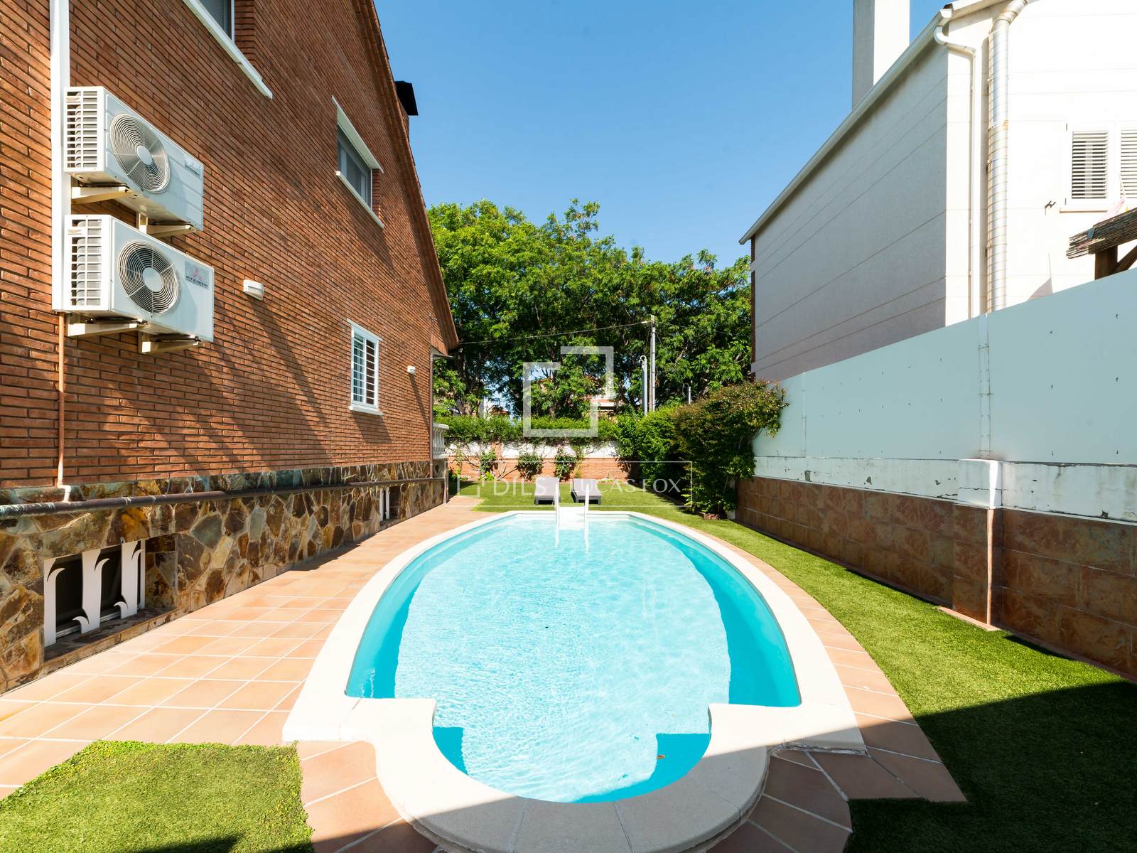 Villa à Viladecans, Barcelona, Espagne 4 chambres, 348 m2 No. 192749