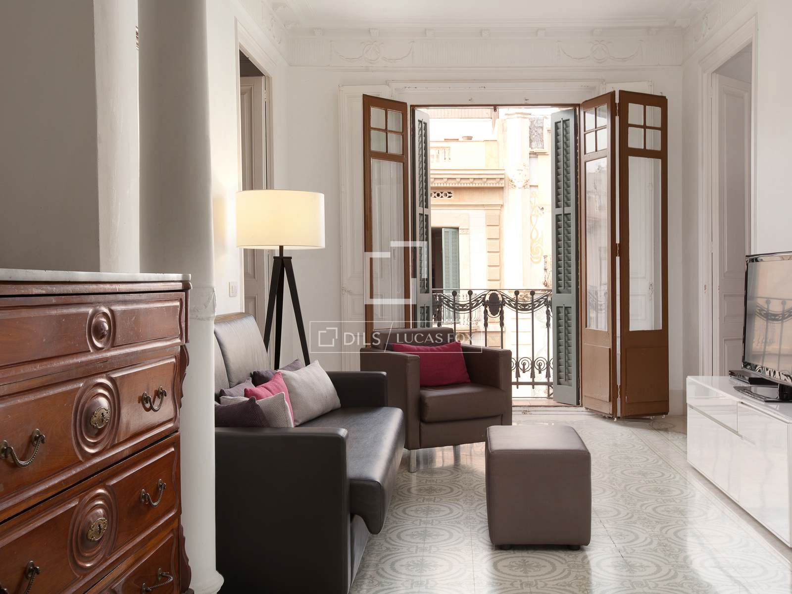 Dzīvoklis Barcelona, Spānijā 7 istabas, 173 m2 Nr. 192746
