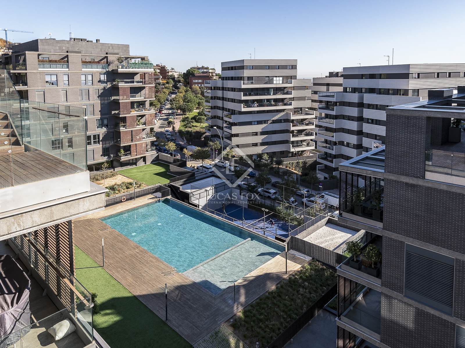 Dzīvoklis Esplugues de Llobregat, Barcelona, Spānijā 2 istabas, 98 m2 Nr. 192748
