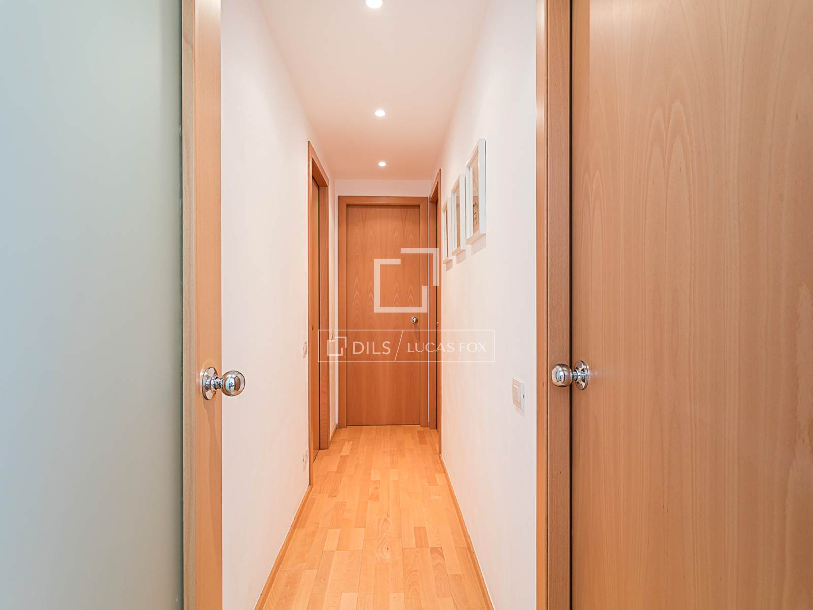 Dzīvoklis Barcelona, Spānijā 3 istabas, 82 m2 Nr. 192745