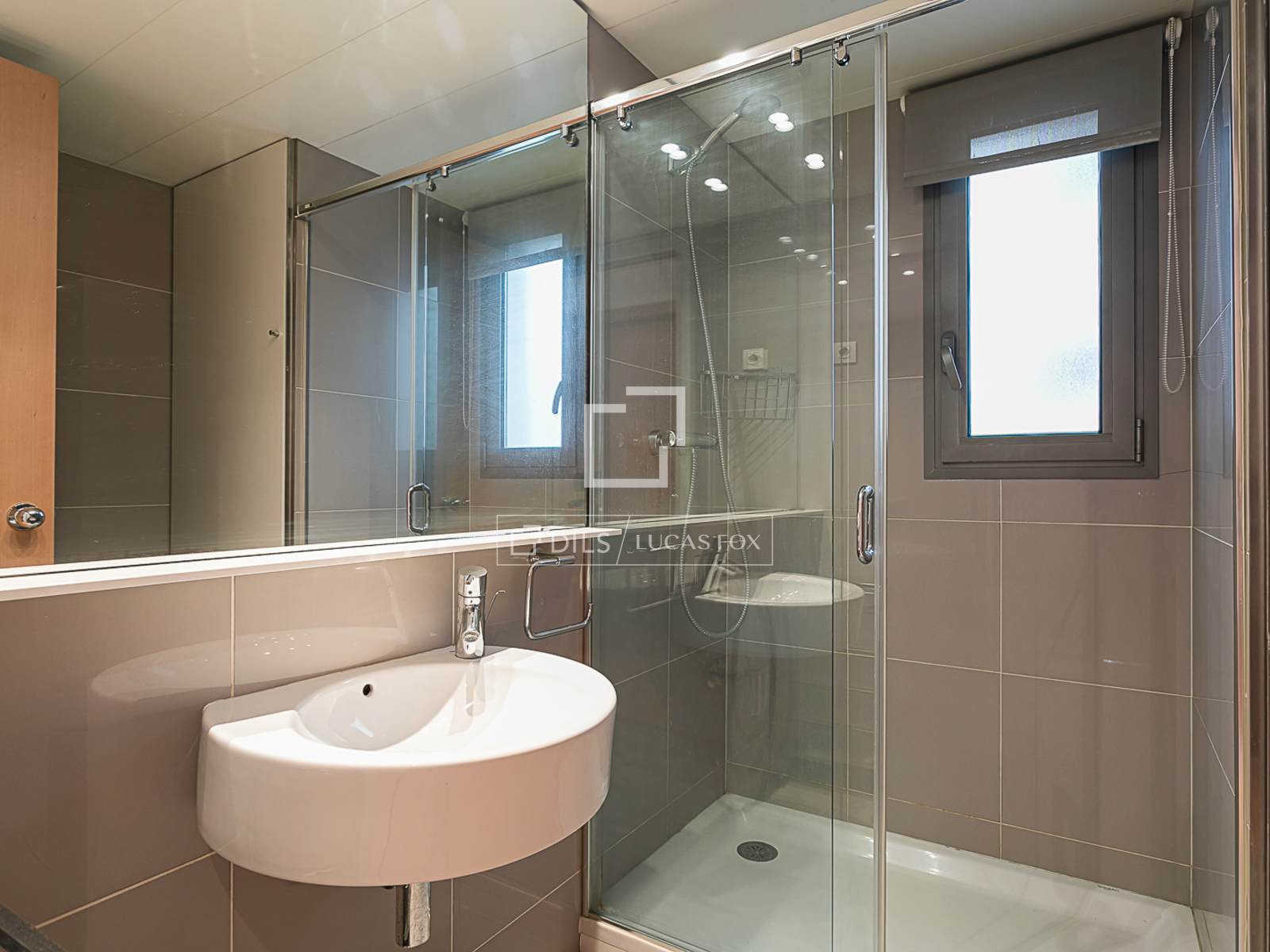 Dzīvoklis Barcelona, Spānijā 3 istabas, 82 m2 Nr. 192745