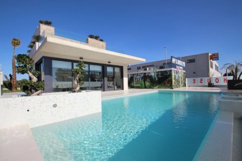 Villa in San Miguel de Salinas, Alicante, Spain 4 bedrooms, 135 sq.m. No. 136381