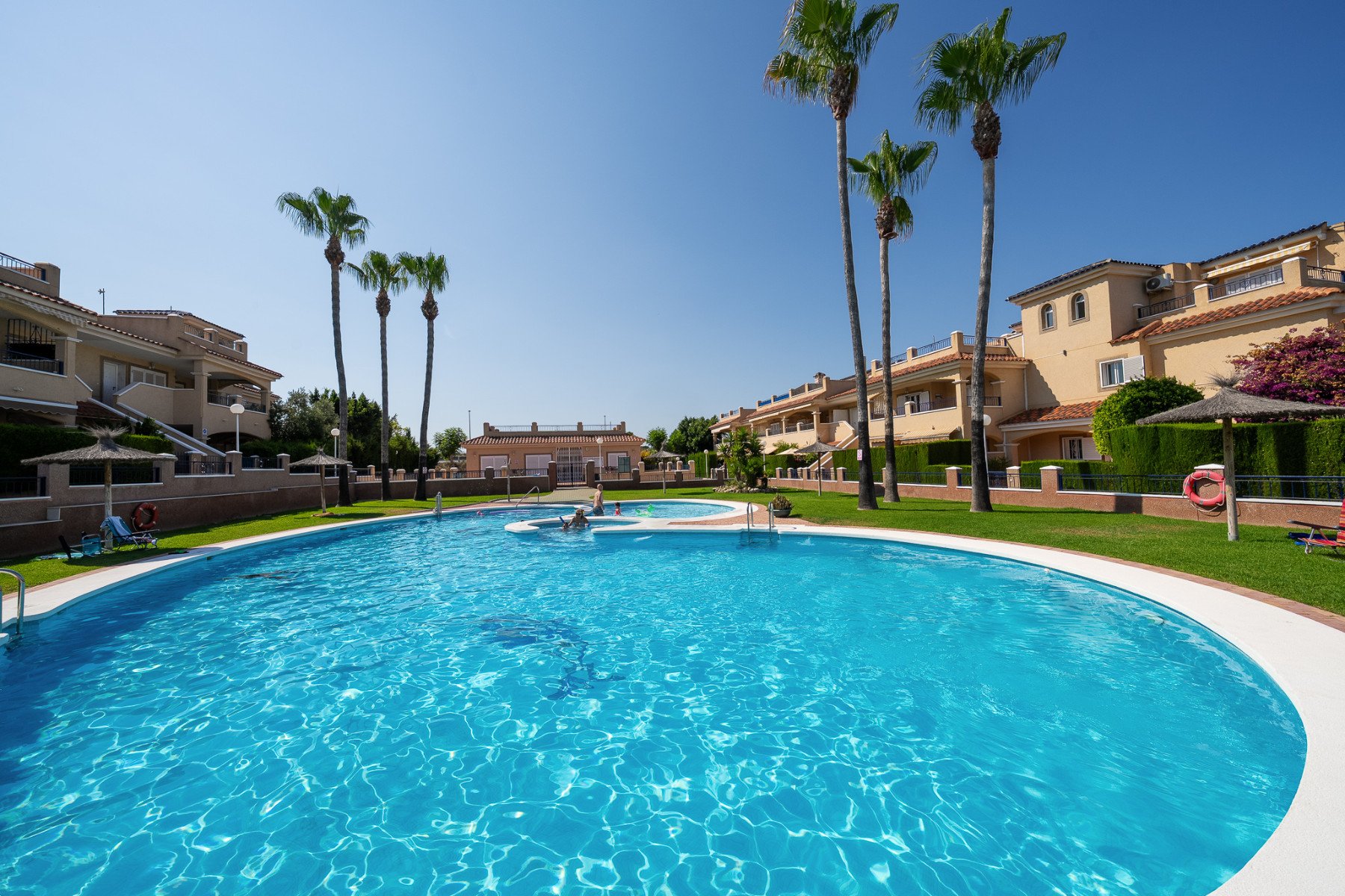 Apartamento en Torre de la Horadada, Alicante, España 2 dormitorios, 72 m2 No. 192018