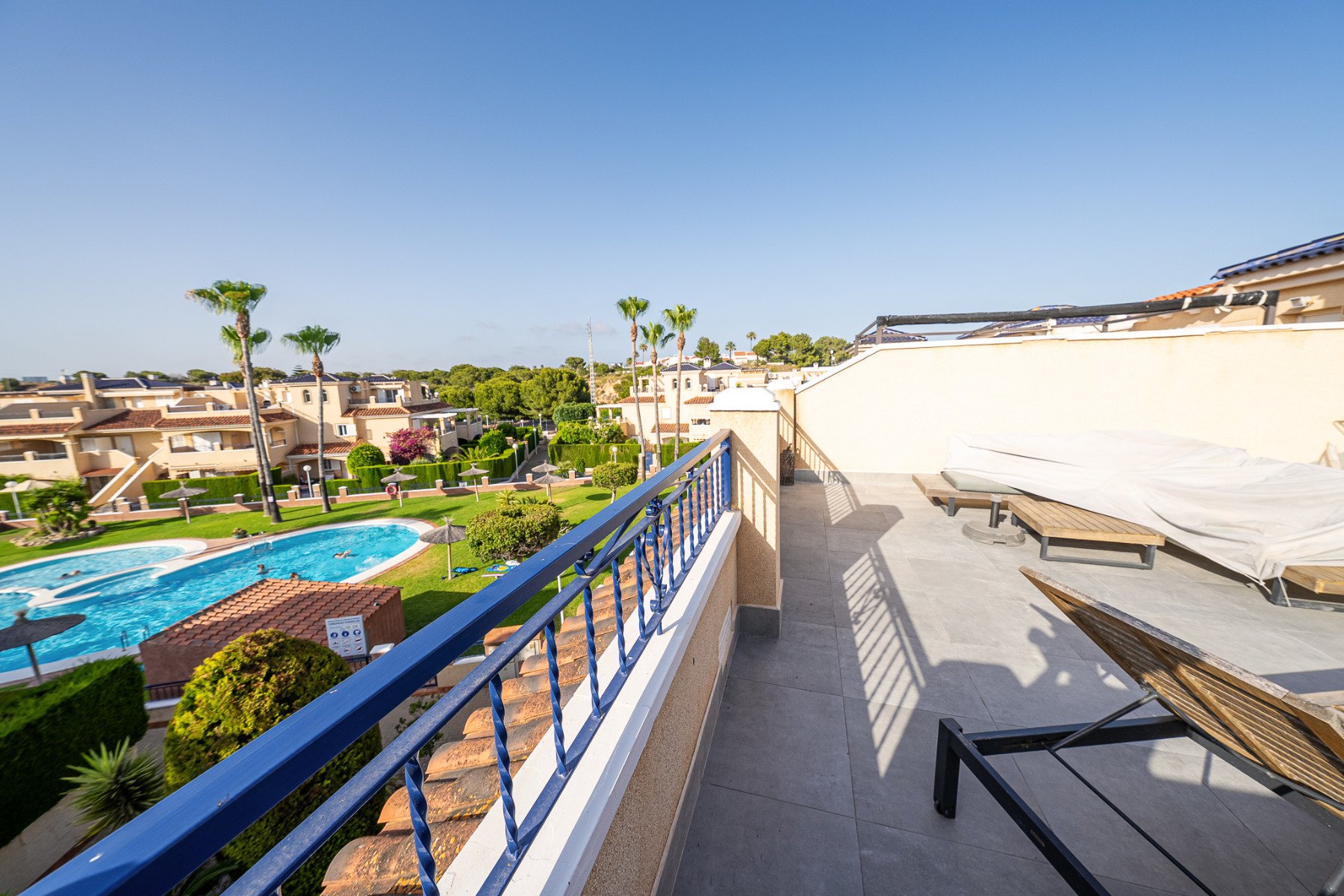 Apartamento en Torre de la Horadada, Alicante, España 2 dormitorios, 72 m2 No. 192018