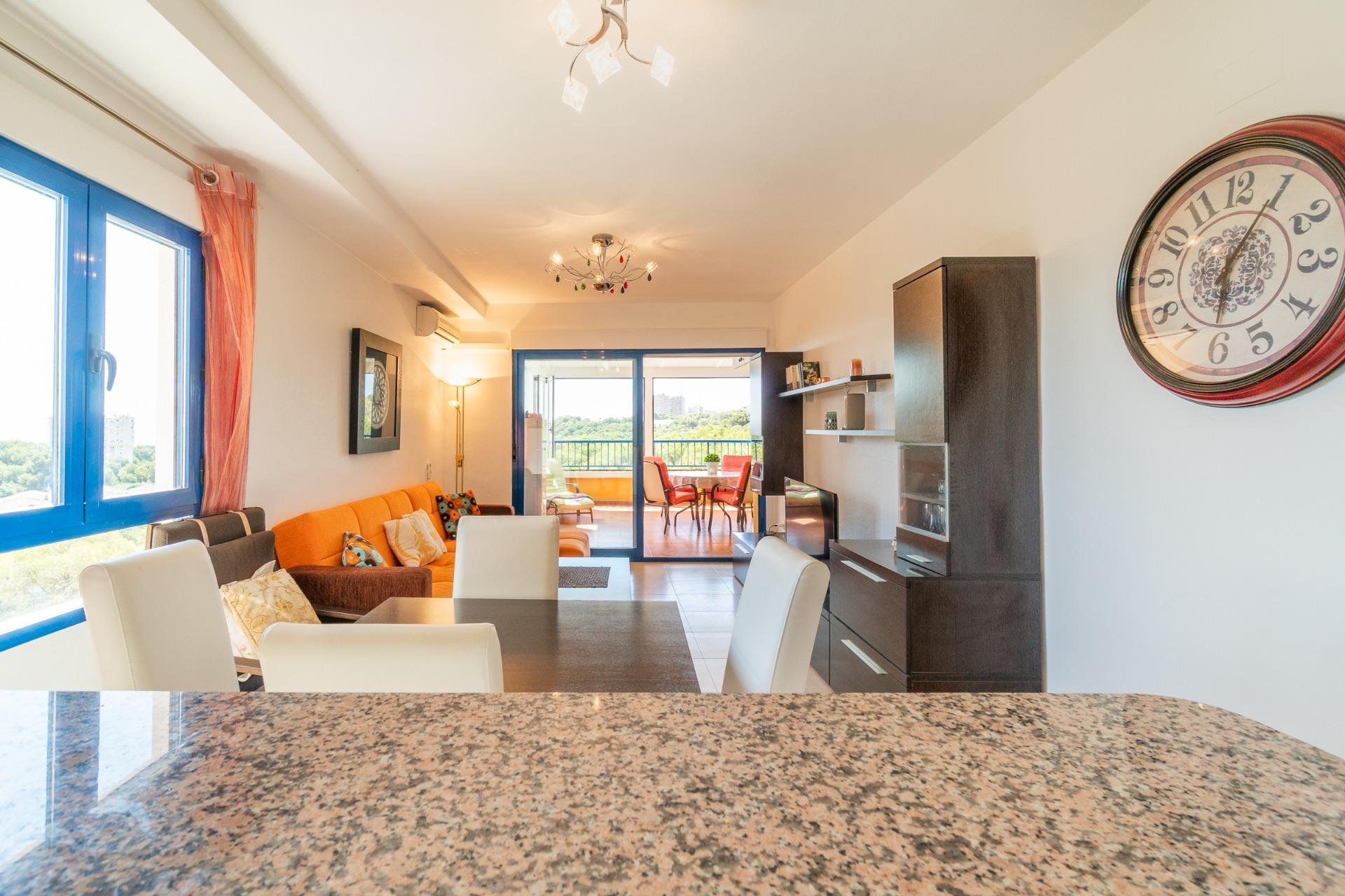 Apartamento en Dehesa De Campoamor, Alicante, España 2 dormitorios, 69 m2 No. 192019