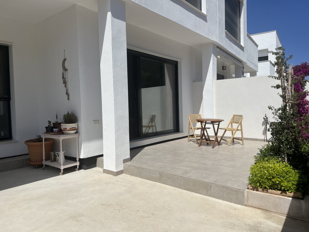 Appartamento a Alicante, Spagna 3 camere da letto, 102 mq. N° 192020