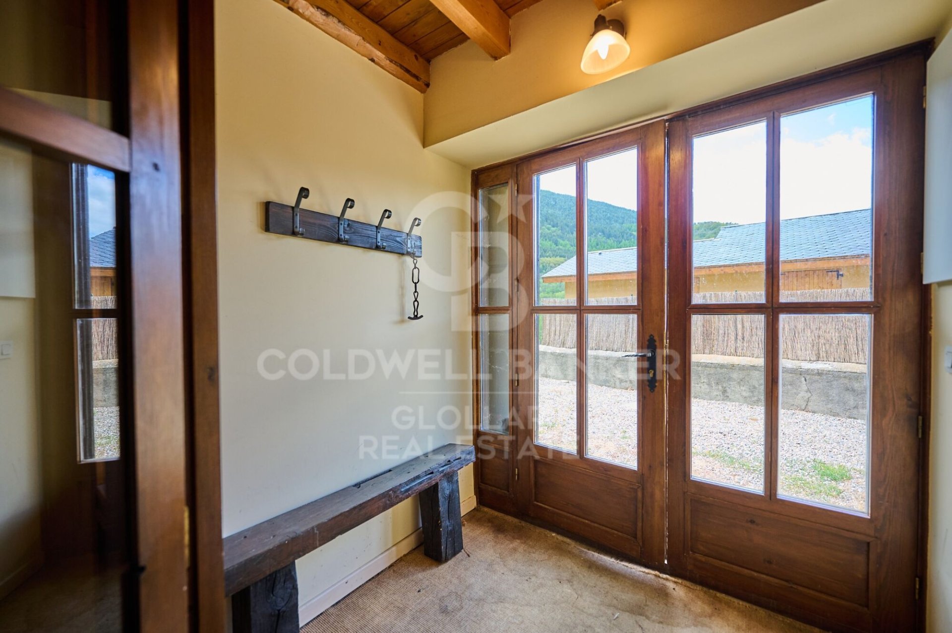 Huvila Espanja 6 makuuhuonetta, 240 m2 No. 158585