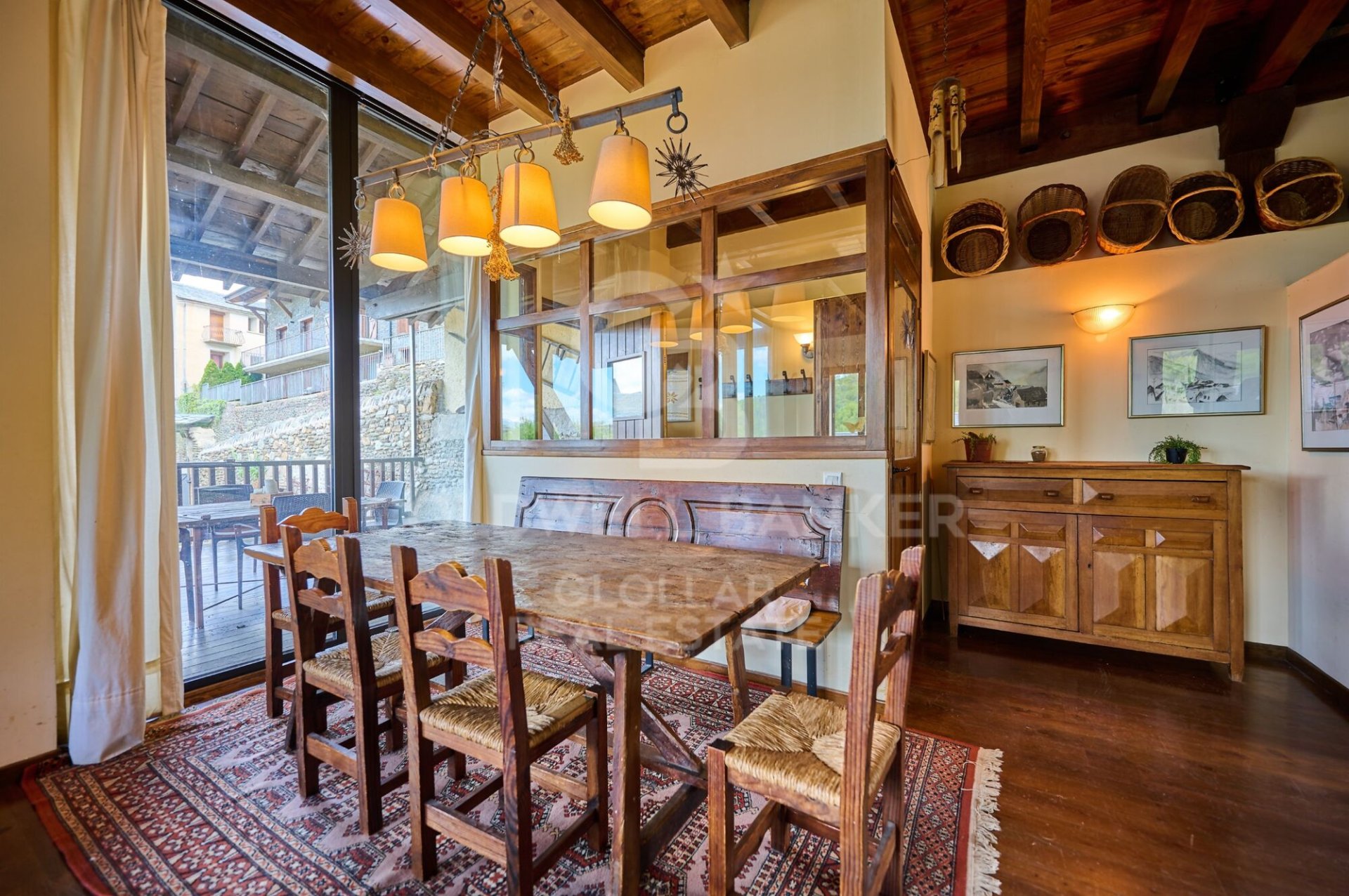 Huvila Espanja 6 makuuhuonetta, 240 m2 No. 158585