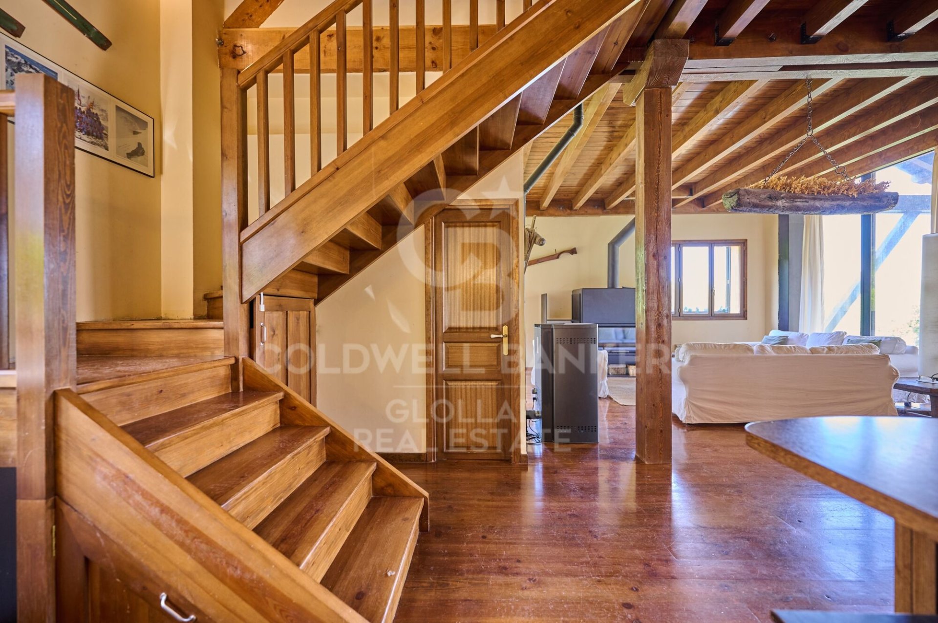 Huvila Espanja 6 makuuhuonetta, 240 m2 No. 158585