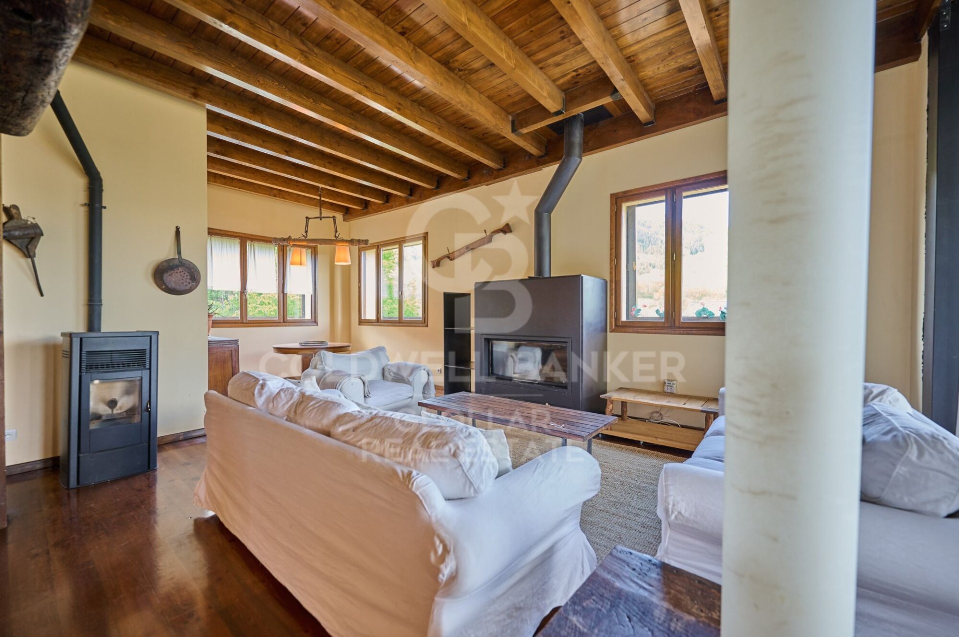 Huvila Espanja 6 makuuhuonetta, 240 m2 No. 158585