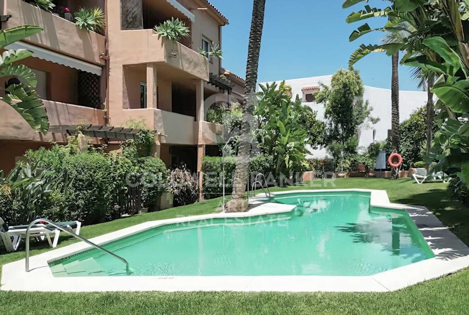 Apartment à Marbella, Malaga, Espagne 2 chambres, 124 m2 No. 158586