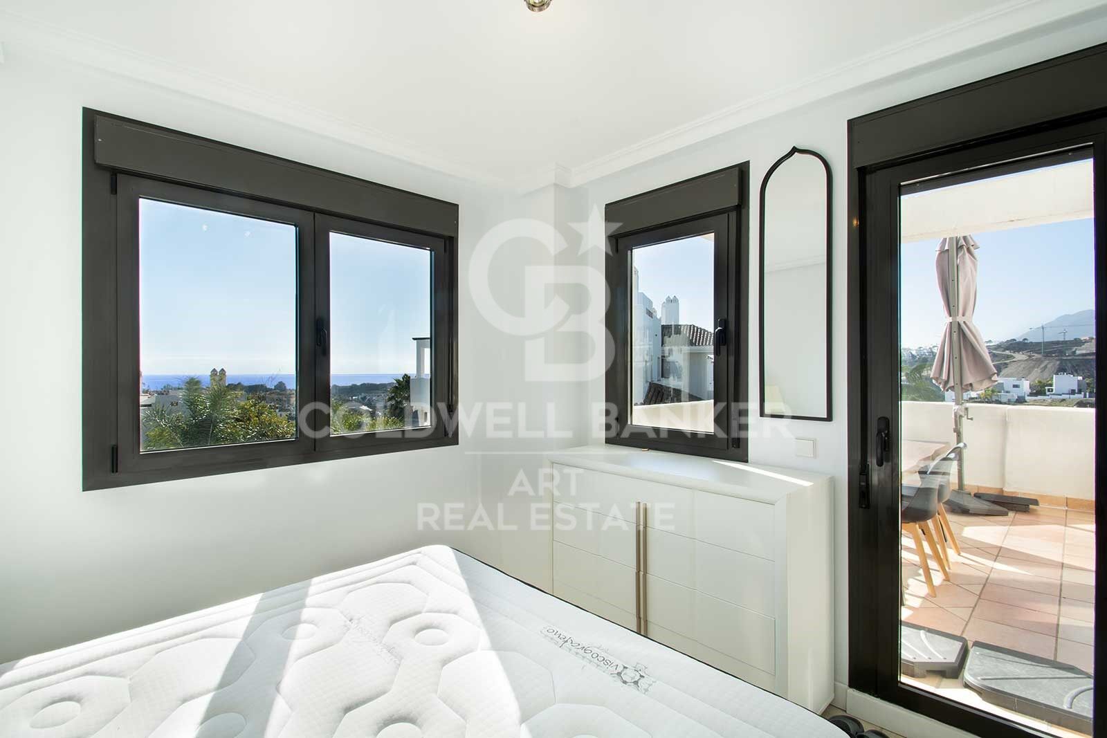Penthouse in Estepona, Malaga, Spain 2 bedrooms, 110 sq.m. No. 158587