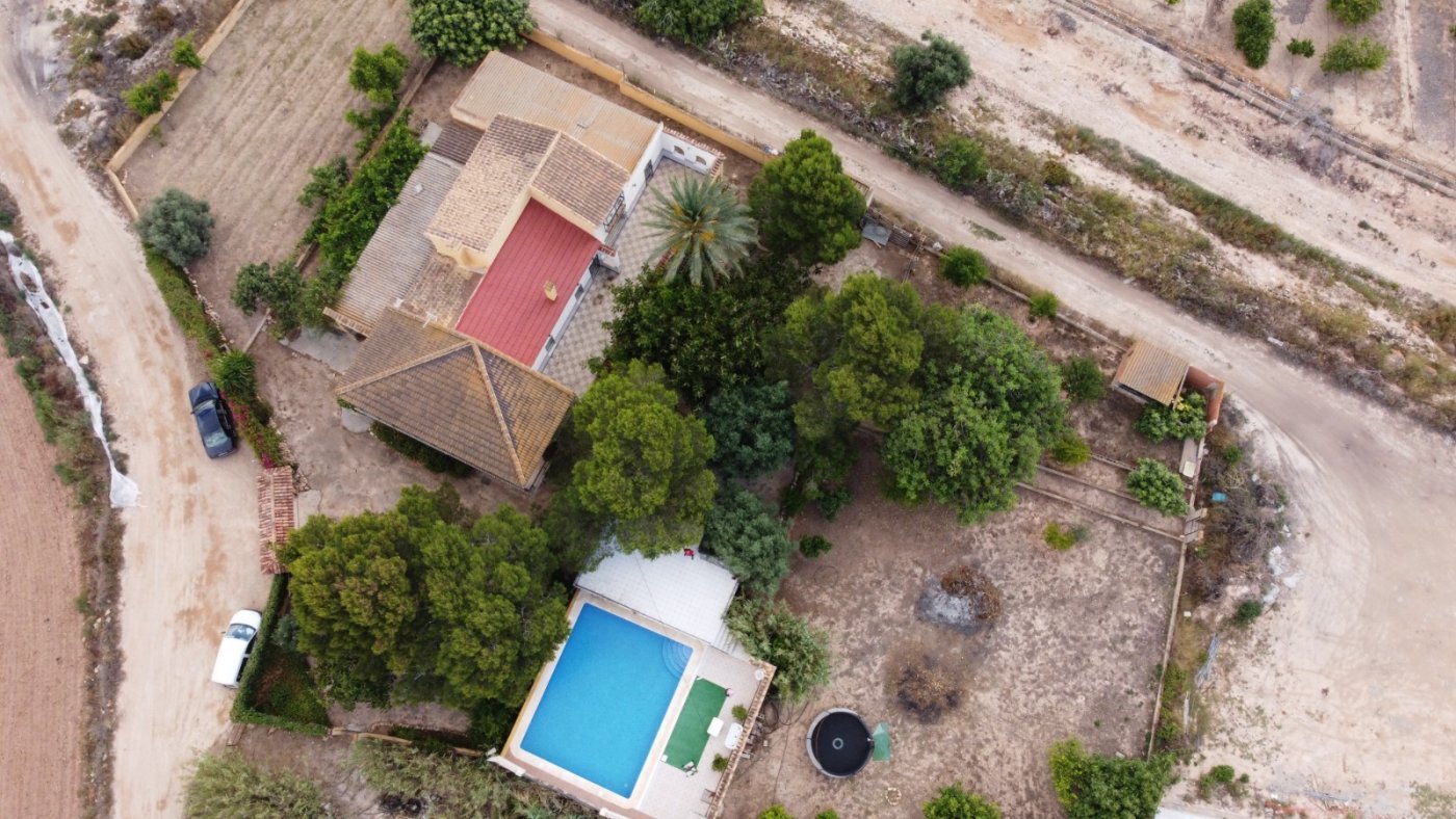 Villa in Los Montesinos, Alicante, Spain 5 bedrooms, 260 sq.m. No. 74717