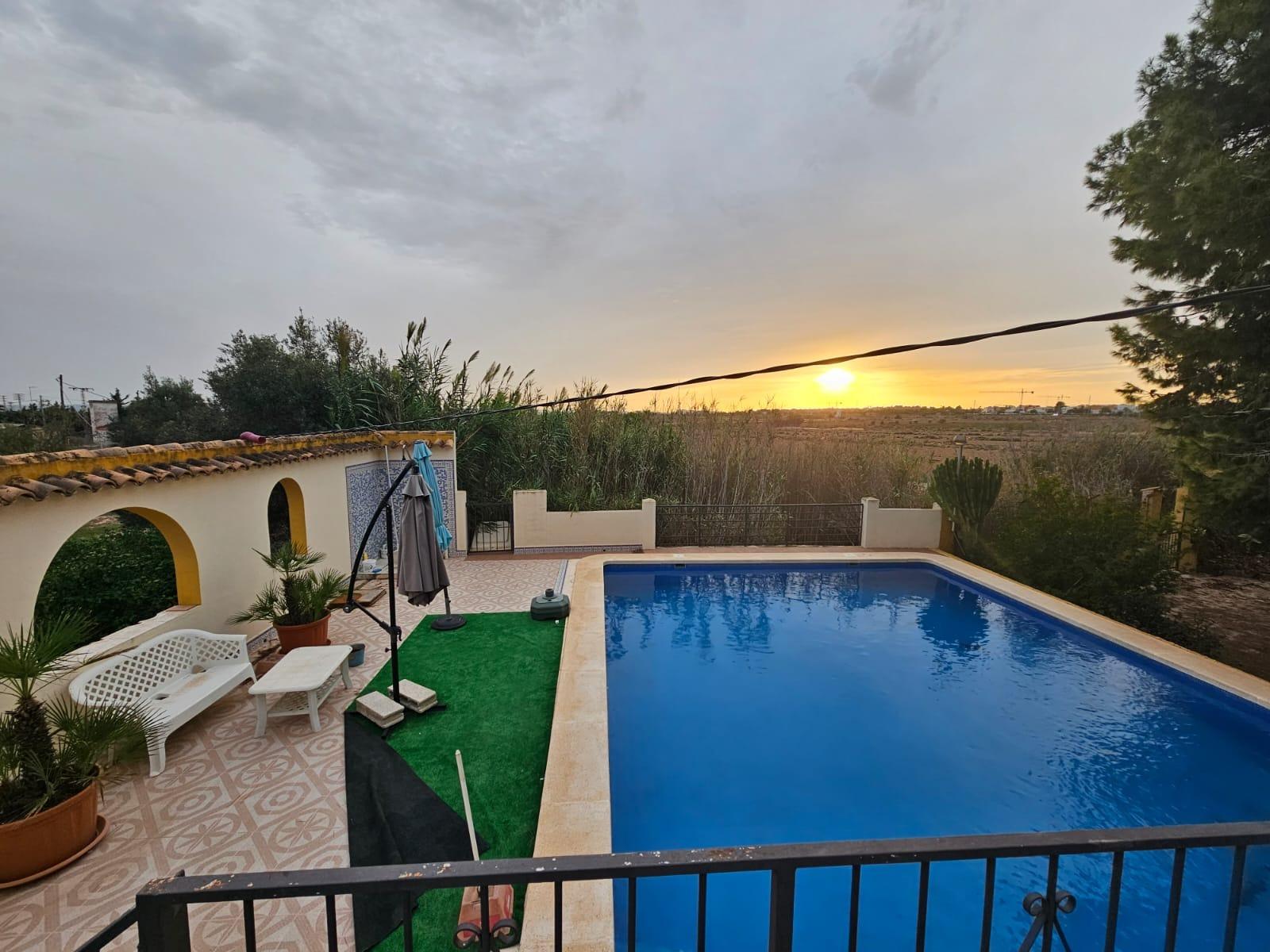 Villa in Los Montesinos, Alicante, Spain 5 bedrooms, 260 sq.m. No. 74717