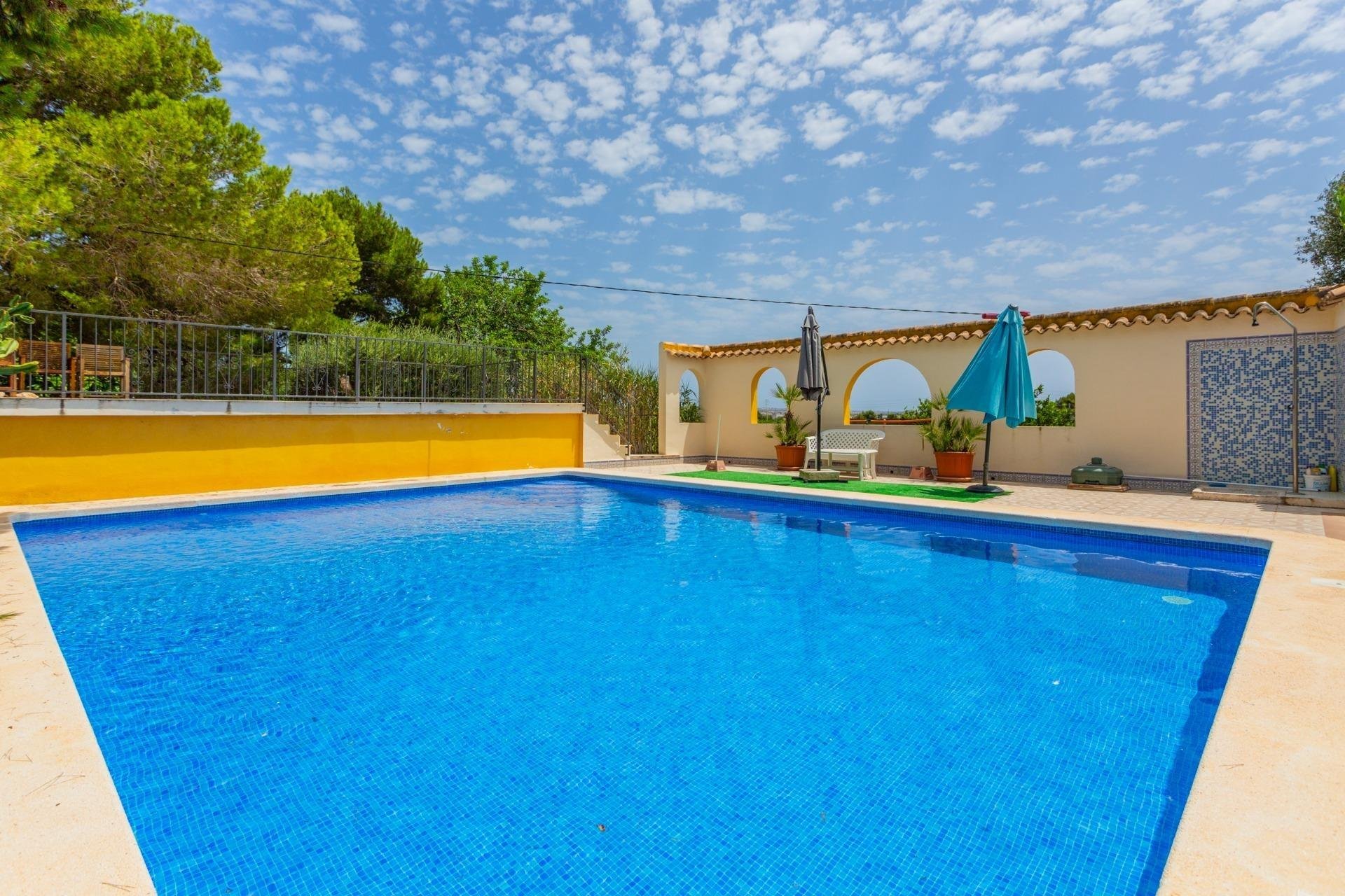 Villa in Los Montesinos, Alicante, Spain 5 bedrooms, 260 sq.m. No. 74717