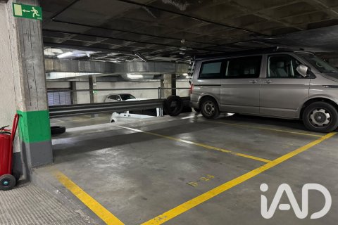 Garage in Madrid, Spanien 15 m2 Nr. 187929