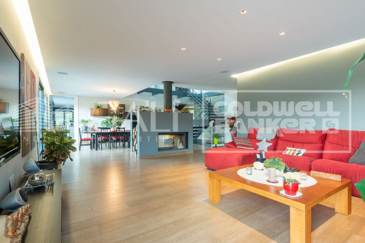 Villa Principado De Andorra (Ninguna Poblacion Tiene C.P.), Lleida, Spānijā 5 istabas, 1120 m2 Nr. 160355