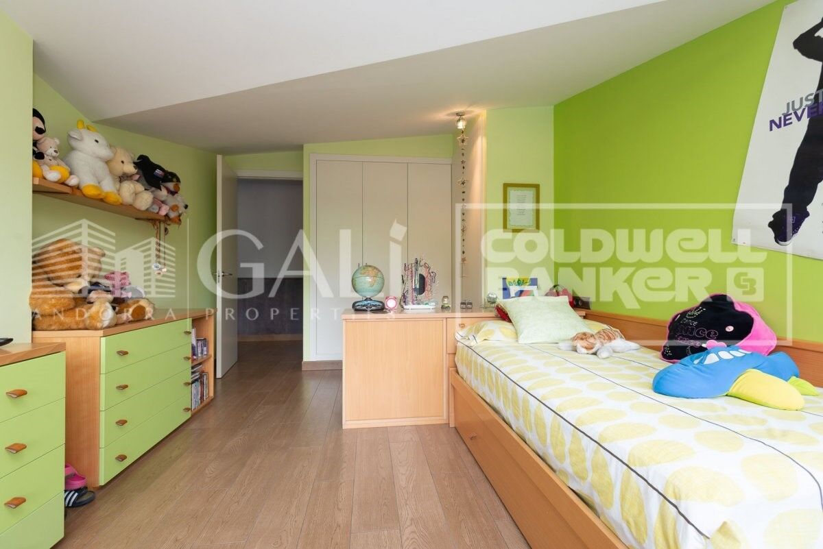 Villa Principado De Andorra (Ninguna Poblacion Tiene C.P.), Lleida, Spānijā 5 istabas, 1120 m2 Nr. 160355