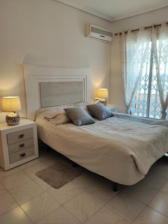 Duplex in La Mata, Alicante, Spanien 2 Schlafzimmer, 67 m2 Nr. 168970