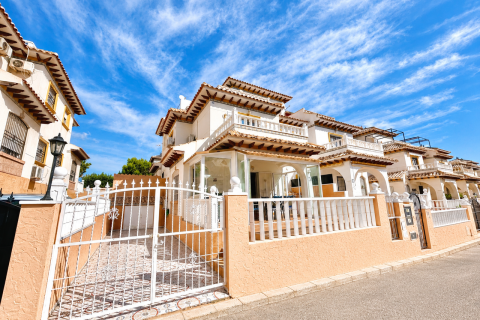 Rindu māja Cabo Roig, Alicante, Spānijā 2 istabas, 97 m2 Nr. 196969