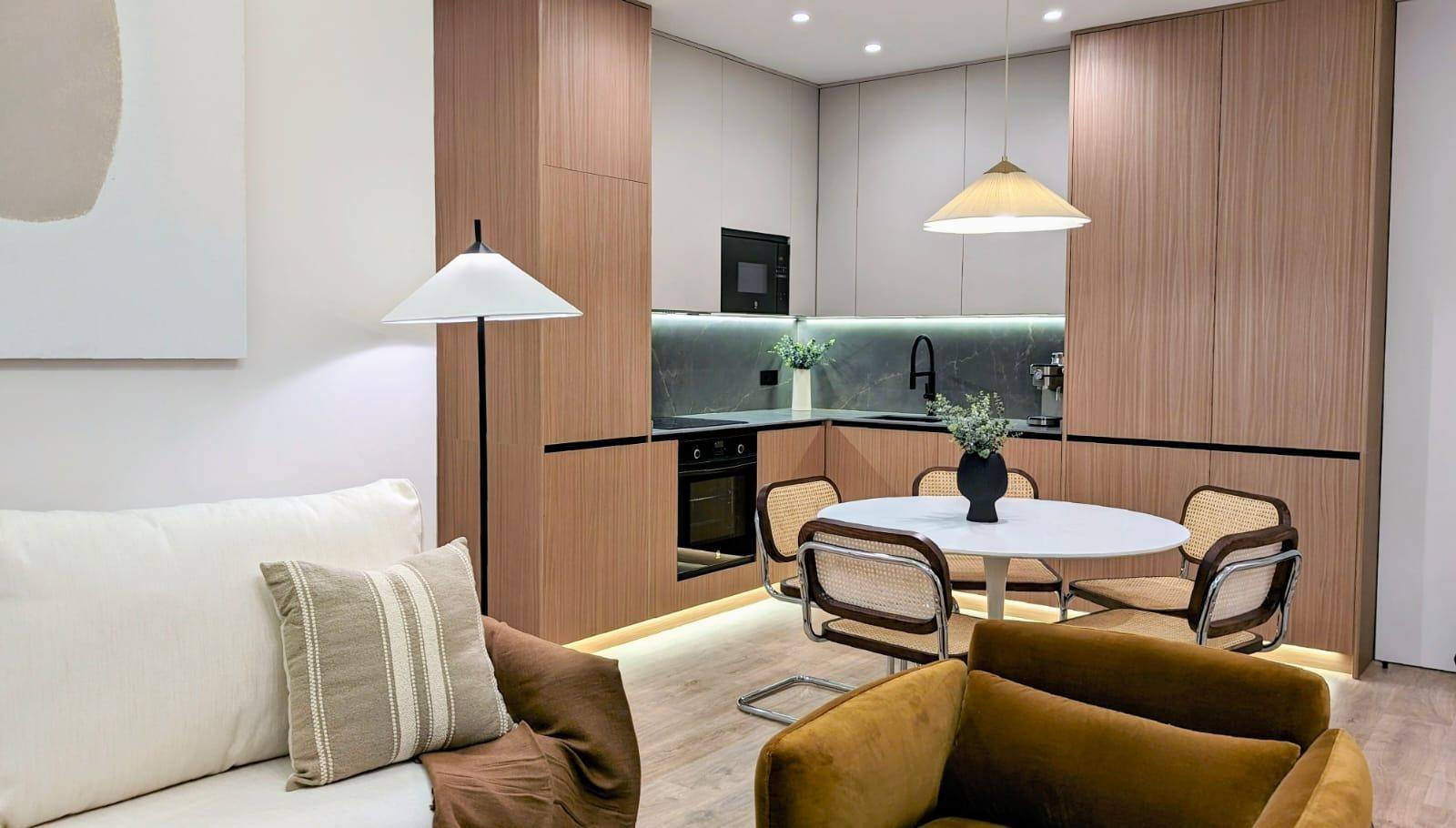 Huoneisto Madrid, Espanja 2 makuuhuonetta, 76 m2 No. 165397