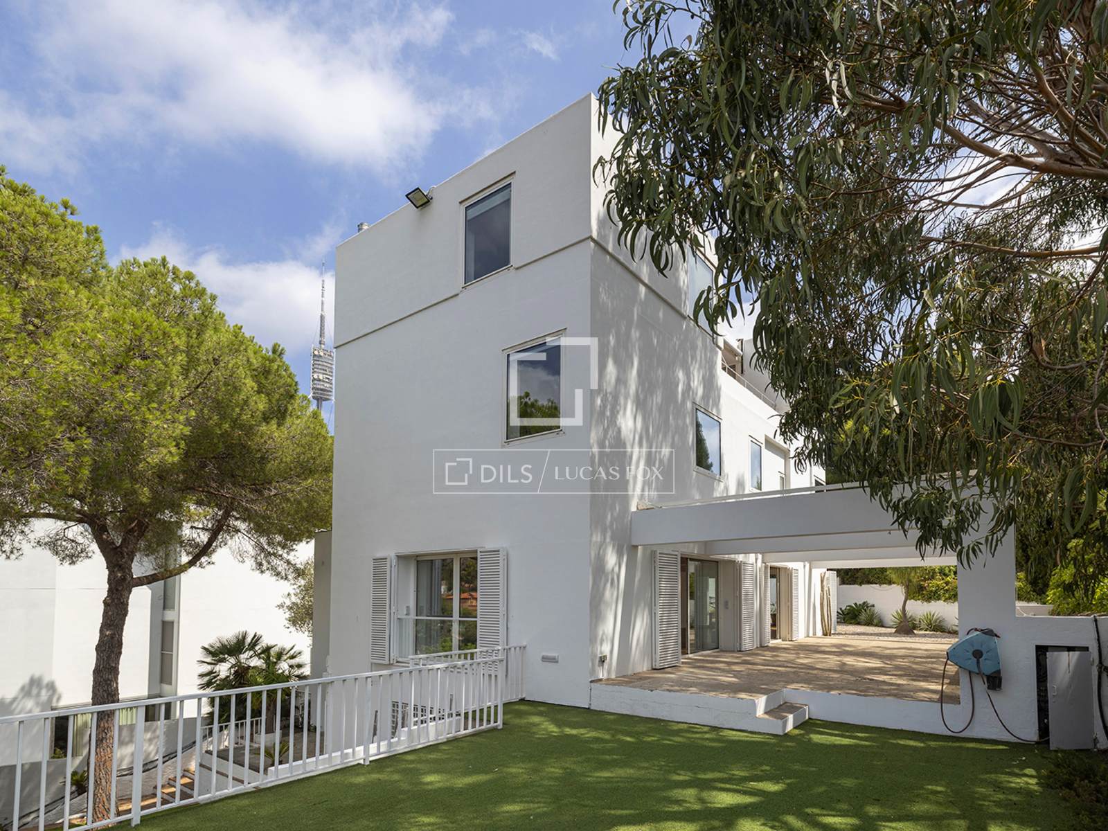 Villa à Barcelona, Espagne 5 chambres, 443 m2 No. 192842