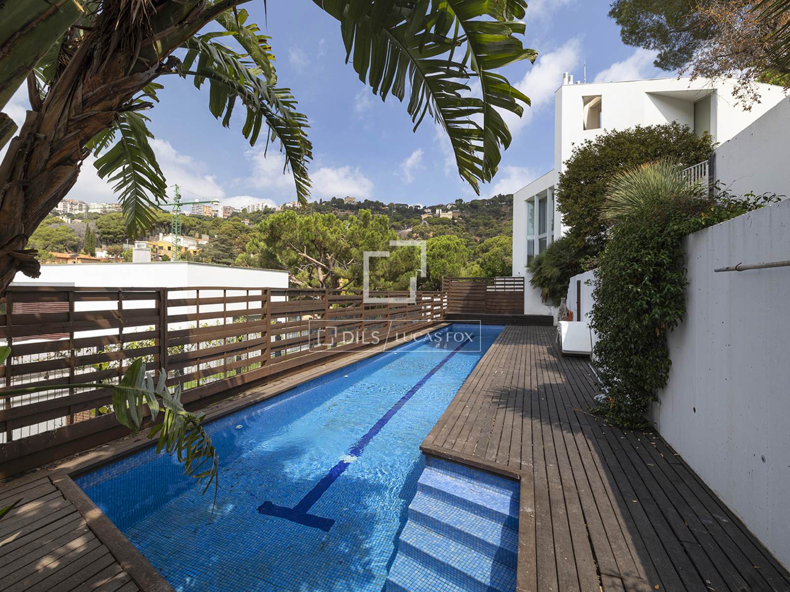 Villa à Barcelona, Espagne 5 chambres, 443 m2 No. 192842