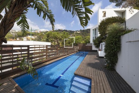Villa à Barcelona, Espagne 5 chambres, 443 m2 No. 192842