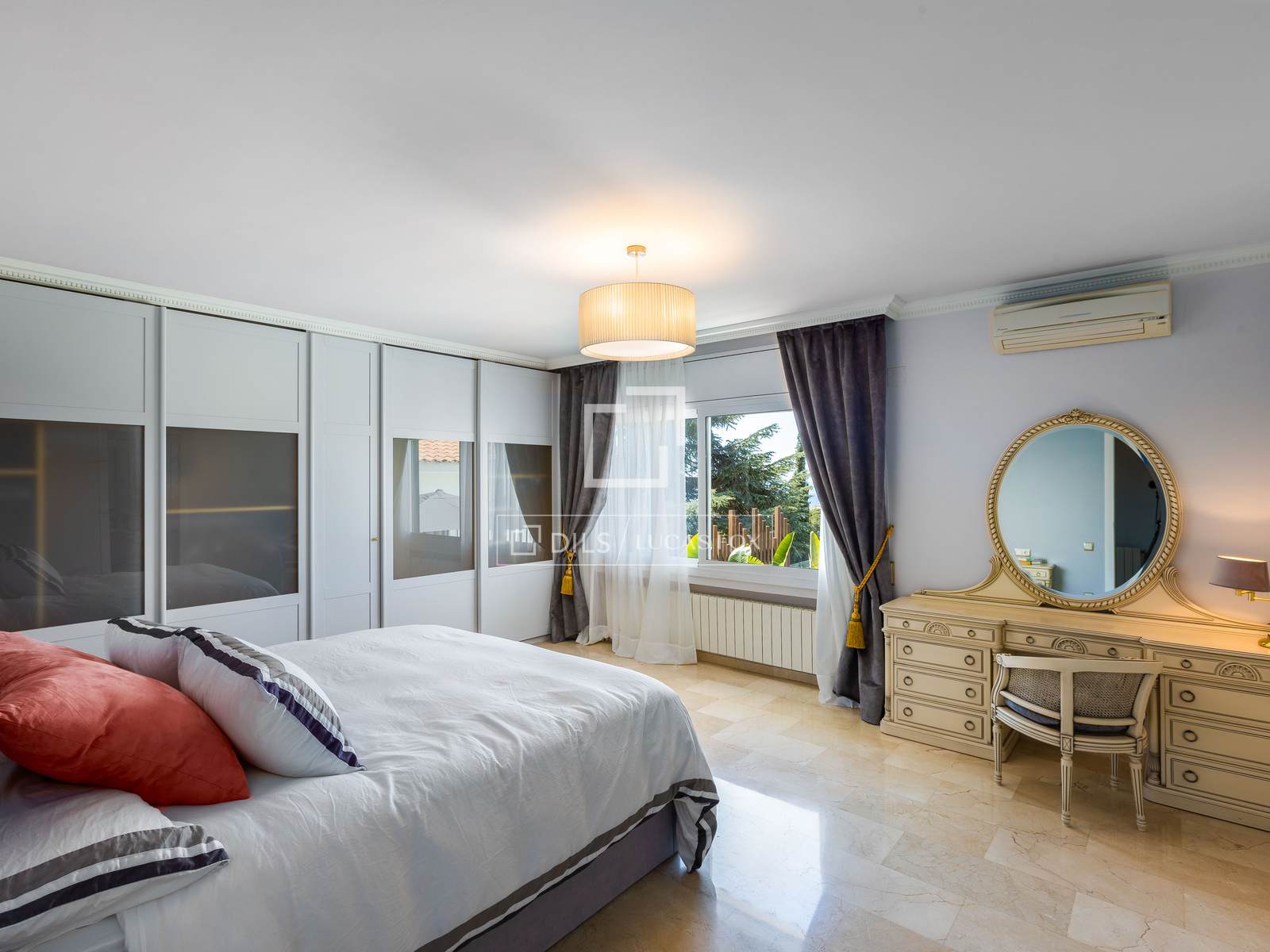 Huvila Alella, Barcelona, Espanja 6 makuuhuonetta, 600 m2 No. 192844