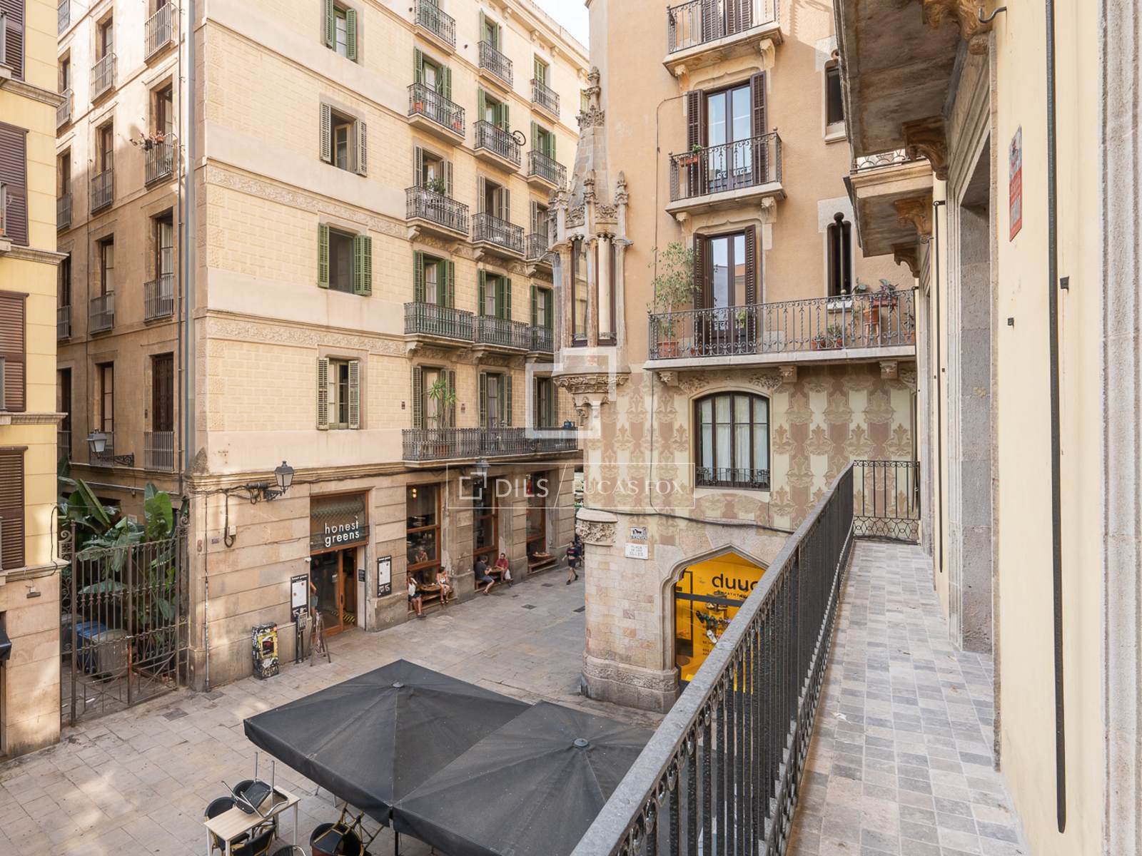 Apartment à Barcelona, Espagne 3 chambres, 147 m2 No. 192841