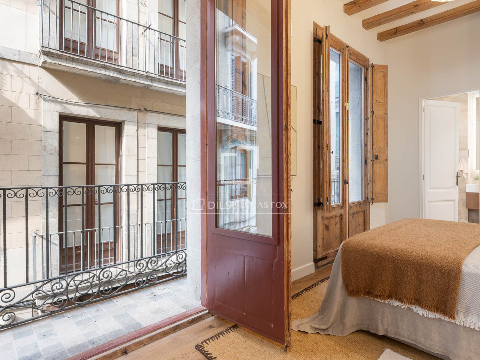 Apartment à Barcelona, Espagne 3 chambres, 147 m2 No. 192841