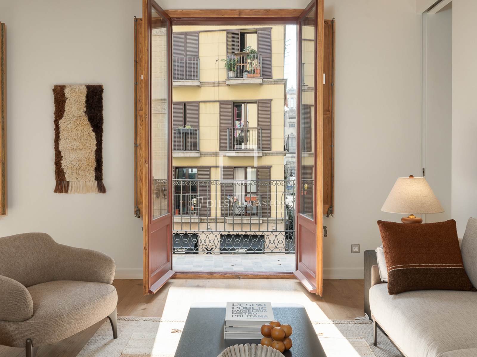 Apartment à Barcelona, Espagne 3 chambres, 147 m2 No. 192841