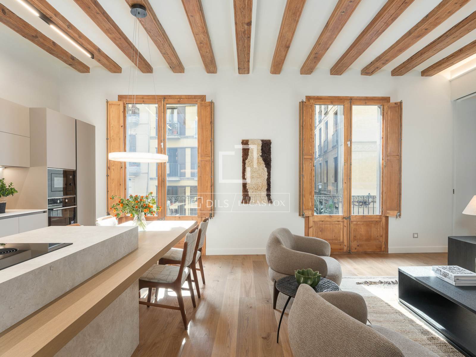 Apartment à Barcelona, Espagne 3 chambres, 147 m2 No. 192841