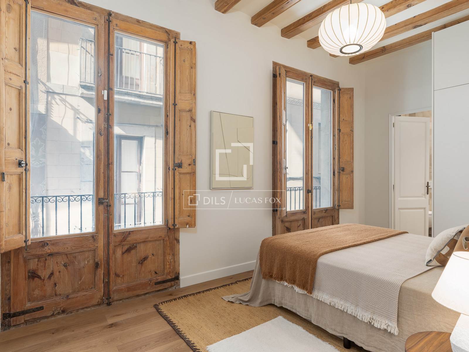 Apartment à Barcelona, Espagne 3 chambres, 147 m2 No. 192841