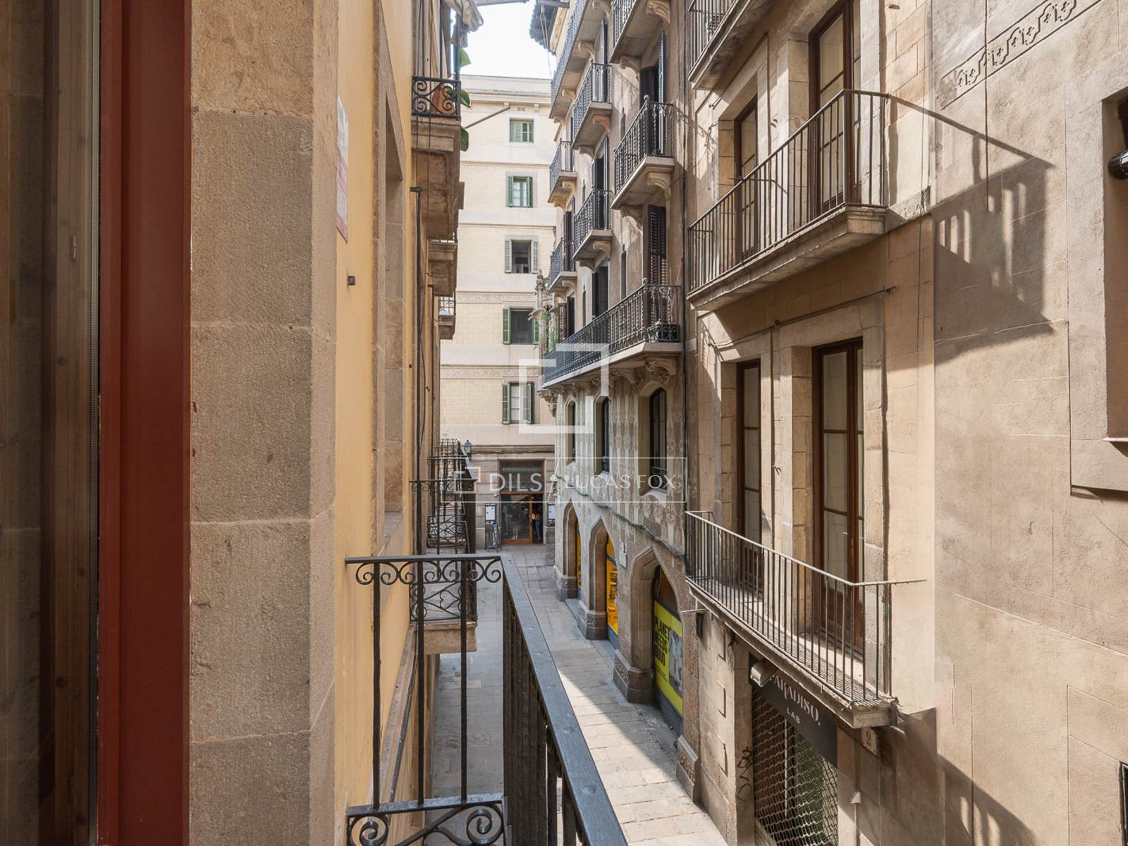 Apartment à Barcelona, Espagne 3 chambres, 147 m2 No. 192841