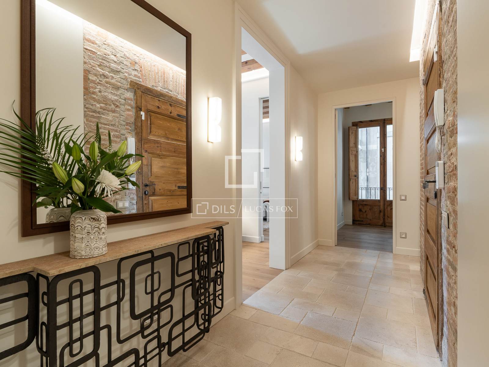 Apartment à Barcelona, Espagne 3 chambres, 147 m2 No. 192841