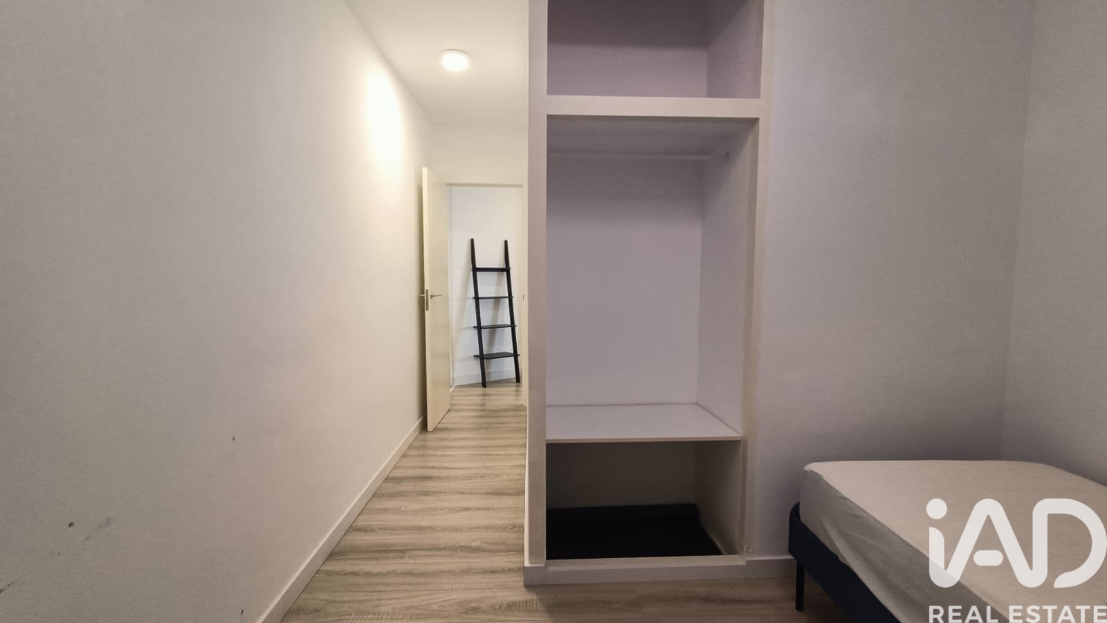 Wohnung in Vilanova i la Geltru, Barcelona, Spanien 4 Schlafzimmer, 116 m2 Nr. 172625