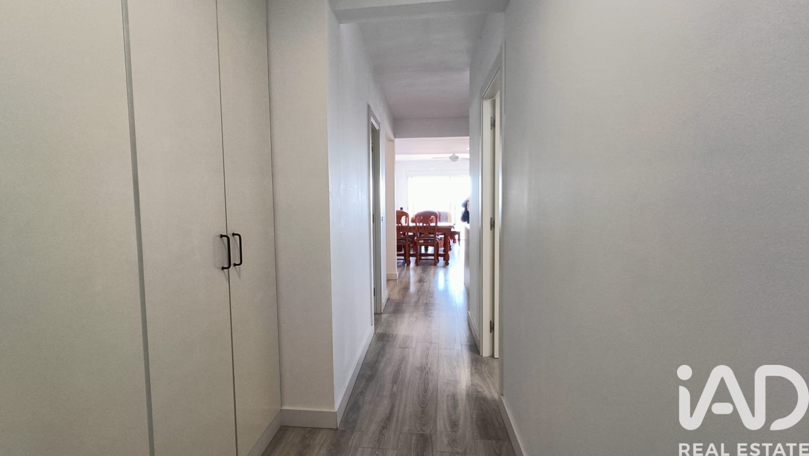 Wohnung in Vilanova i la Geltru, Barcelona, Spanien 4 Schlafzimmer, 116 m2 Nr. 172625