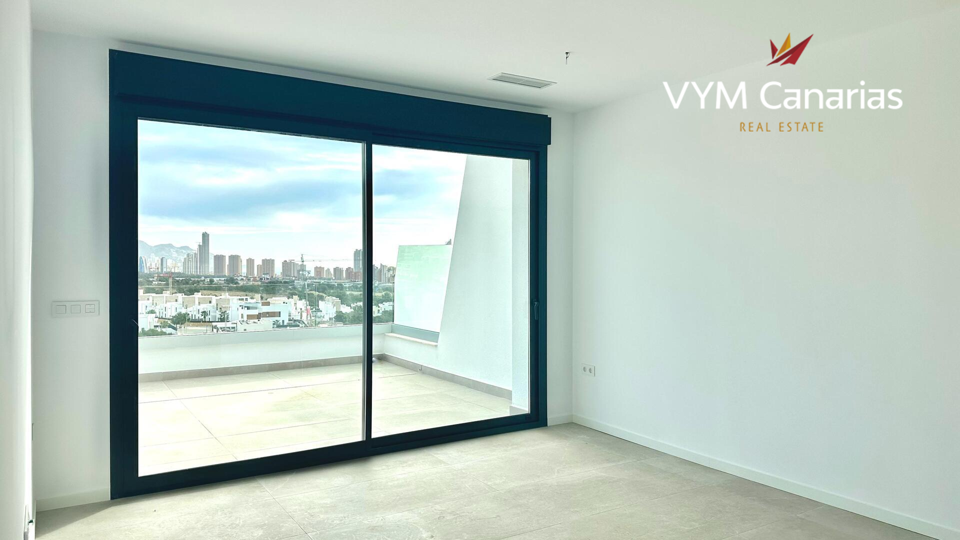 Appartamento a Finestrat, Alicante, Spagna 2 camere da letto, 104 mq. N° 164405
