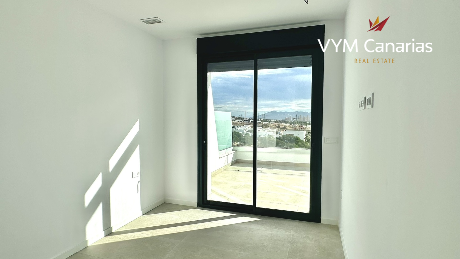 Appartamento a Finestrat, Alicante, Spagna 2 camere da letto, 104 mq. N° 164405