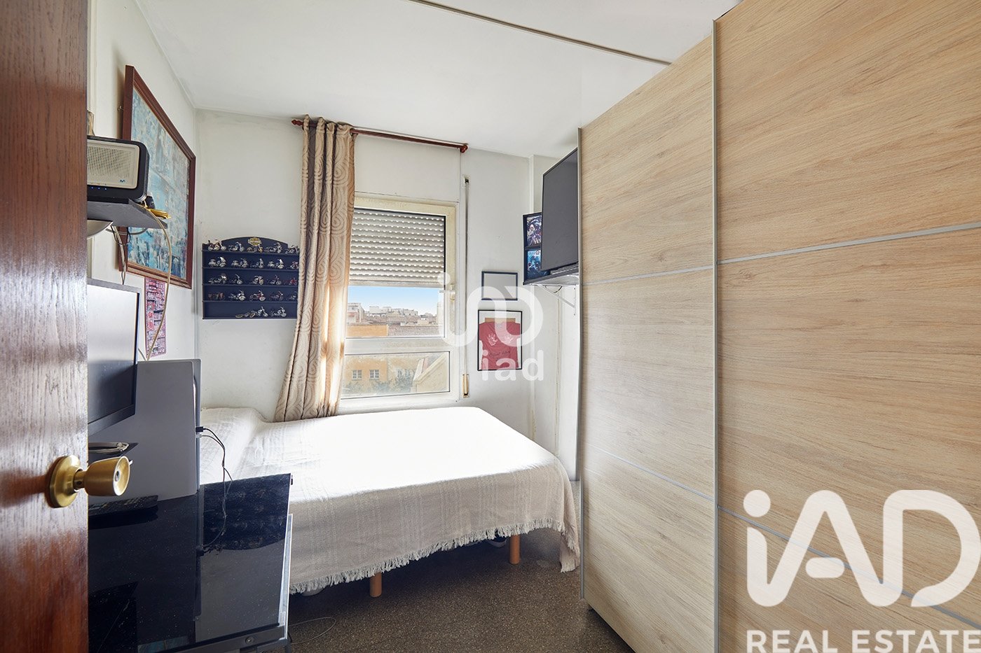 Apartment à Barcelona, Espagne 3 chambres, 97 m2 No. 192243