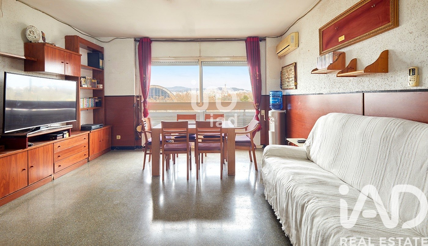 Apartment à Barcelona, Espagne 3 chambres, 97 m2 No. 192243
