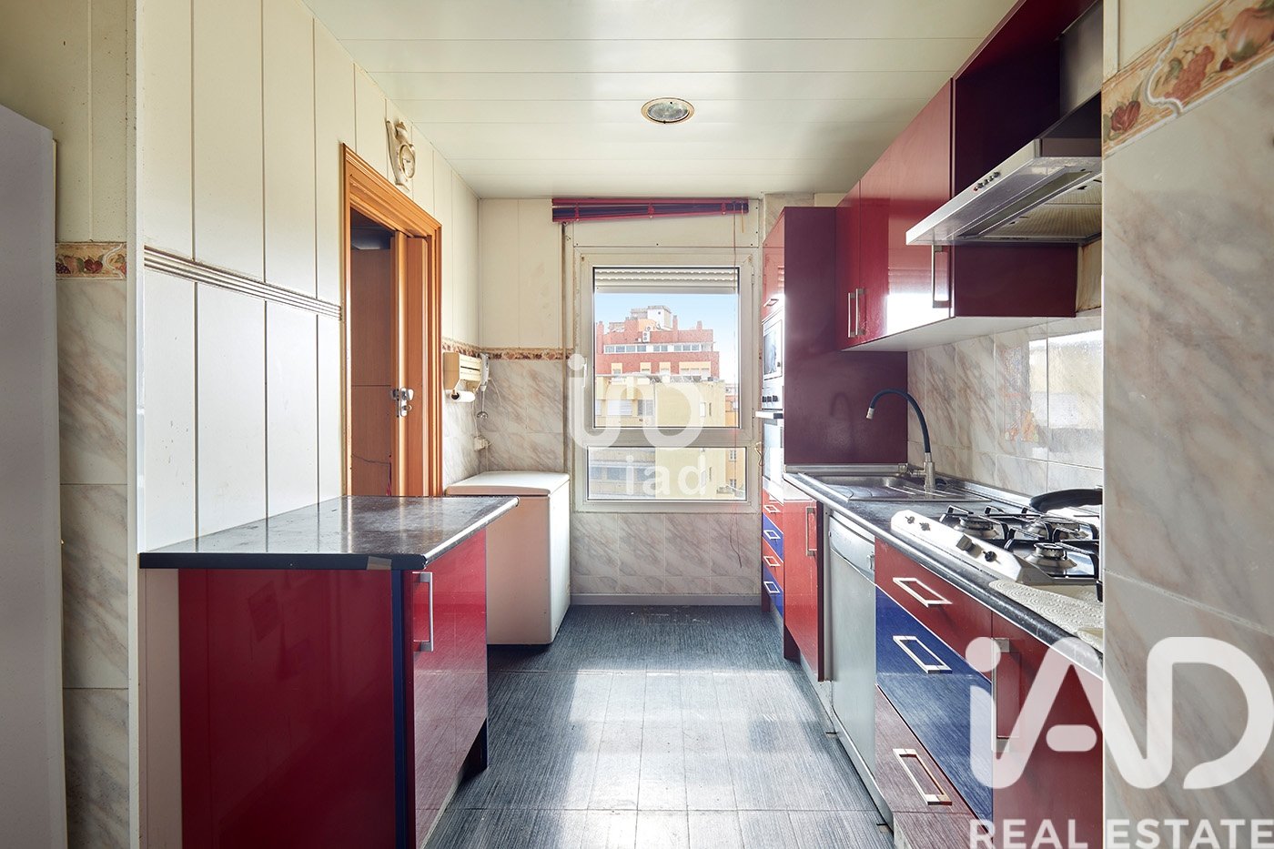 Apartment à Barcelona, Espagne 3 chambres, 97 m2 No. 192243