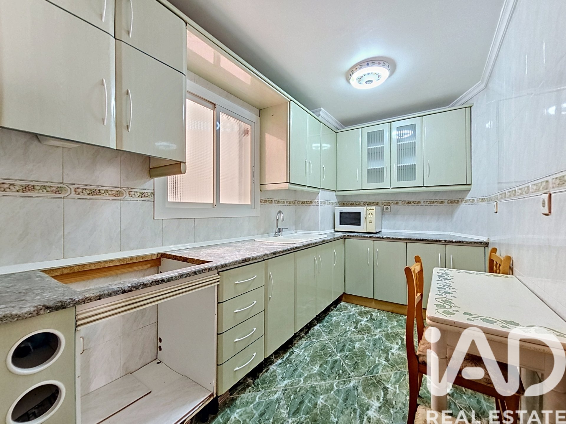 Dzīvoklis Granada, Spānijā 3 istabas, 100 m2 Nr. 192240