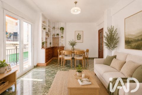 Apartamento en Granada, España 3 dormitorios, 100 m2 No. 192240