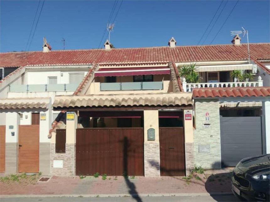 House in Torrevieja, Alicante, Spain 3 bedrooms, 130 sq.m. No. 168396