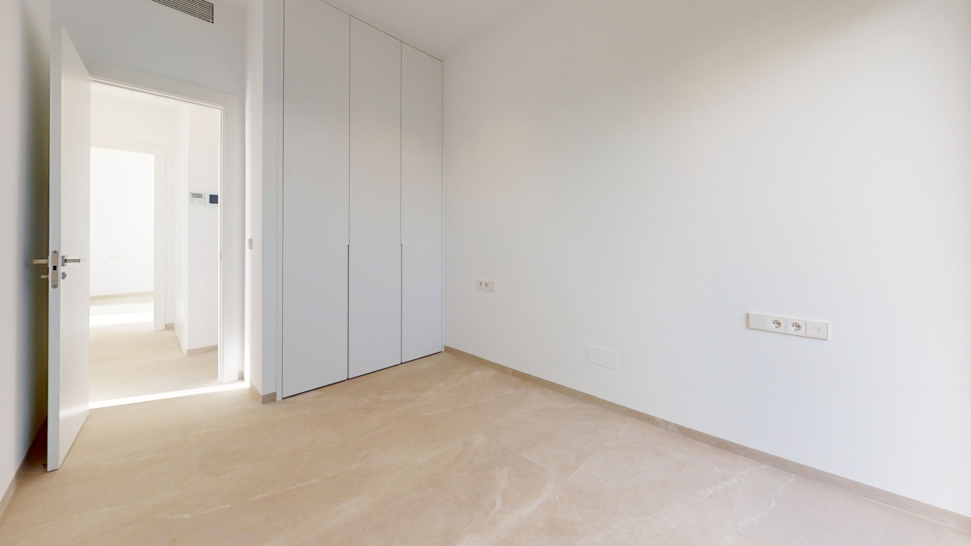 Villa en Los Alcázares, Murcia, España 3 dormitorios, 140 m2 No. 182323